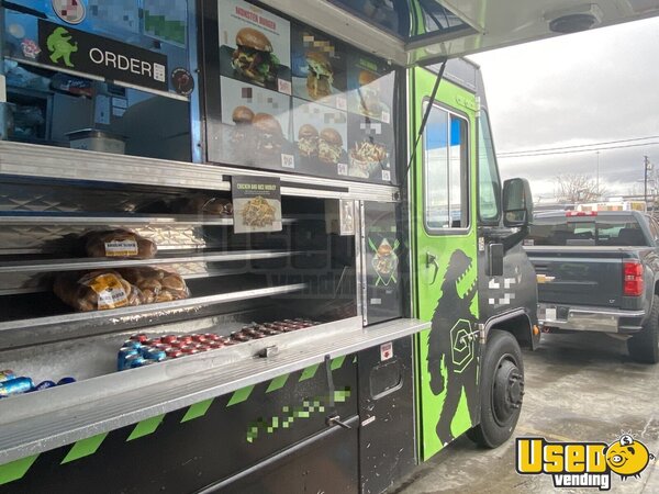 2007 Kitchen Food Truck All-purpose Food Truck California Gas Engine for Sale