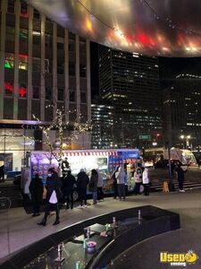2007 Kitchen Food Truck All-purpose Food Truck Exterior Customer Counter New York Gas Engine for Sale