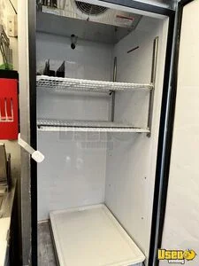 2007 M-line Pizza Food Truck Electrical Outlets Iowa Diesel Engine for Sale