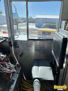 2007 M-line Pizza Food Truck Shore Power Cord Iowa Diesel Engine for Sale