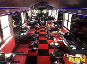 2007 Mobile Gaming Arcade Bus Party / Gaming Trailer Interior Lighting Texas Diesel Engine for Sale