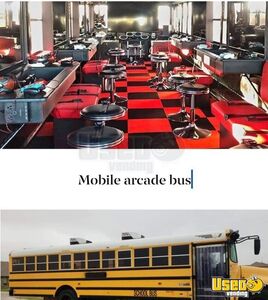 2007 Mobile Gaming Arcade Bus Party / Gaming Trailer Texas Diesel Engine for Sale