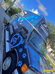 2007 Mobile Pet Grooming Truck Pet Care / Veterinary Truck Air Conditioning Florida for Sale