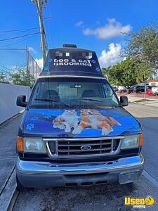 2007 Mobile Pet Grooming Truck Pet Care / Veterinary Truck Interior Lighting Florida for Sale