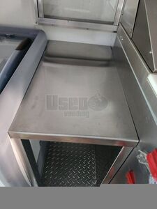 2007 Mt 45 Chassis All-purpose Food Truck 37 Illinois Diesel Engine for Sale