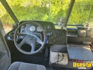2007 Mt 45 Chassis All-purpose Food Truck 47 Illinois Diesel Engine for Sale