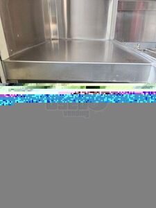 2007 Mt 45 Chassis All-purpose Food Truck Gray Water Tank Illinois Diesel Engine for Sale