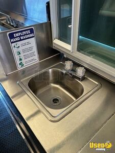 2007 Mt All-purpose Food Truck Exterior Lighting Michigan for Sale