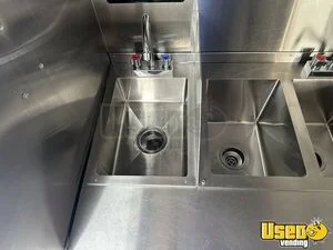 2007 Mt45 All-purpose Food Truck 46 New York Diesel Engine for Sale