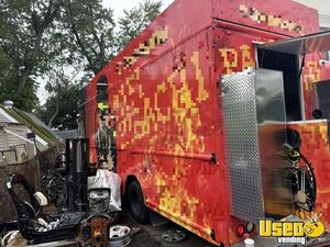 2007 Mt45 All-purpose Food Truck Stainless Steel Wall Covers New York Diesel Engine for Sale