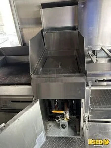 2007 Mt45 All-purpose Food Truck Tv New York Diesel Engine for Sale