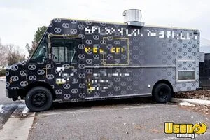 Low Mileage - 2007 Freightliner MT45 Chassis Diesel Food Truck with Pro-Fire Suppression for Sale in Colorado!