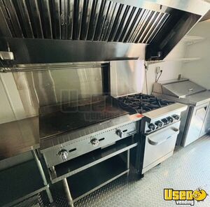 2007 Mt45 Chassis All-purpose Food Truck Floor Drains Washington Diesel Engine for Sale