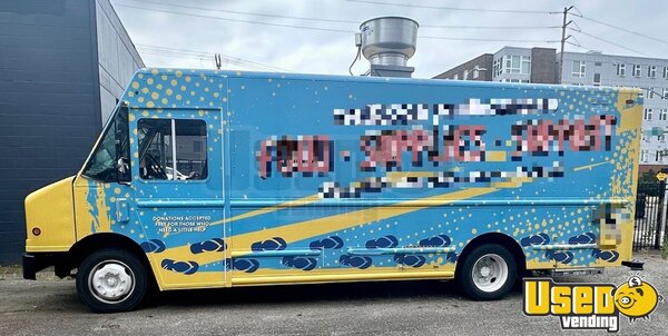 2007 Mt45 Chassis All-purpose Food Truck Washington Diesel Engine for Sale