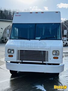 2007 Mt45 Kitchen Food Truck All-purpose Food Truck Chargrill Pennsylvania Diesel Engine for Sale