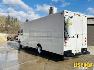 2007 Mt45 Kitchen Food Truck All-purpose Food Truck Fryer Pennsylvania Diesel Engine for Sale