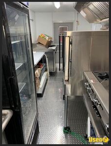 2007 Mt45 Step Van Kitchen Food Truck All-purpose Food Truck Exhaust Hood Colorado Diesel Engine for Sale