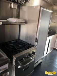 2007 Mt45 Step Van Kitchen Food Truck All-purpose Food Truck Stainless Steel Wall Covers Texas Diesel Engine for Sale