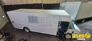 2007 Mt55 All-purpose Food Truck Concession Window Ontario Diesel Engine for Sale