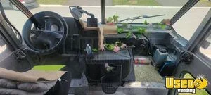 2007 Mt55 All-purpose Food Truck Insulated Walls Ontario Diesel Engine for Sale