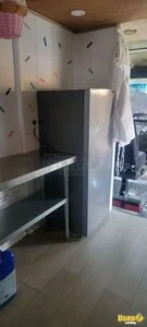 2007 Mt55 All-purpose Food Truck Interior Lighting Ontario Diesel Engine for Sale