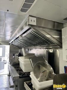 2007 Mt55 All-purpose Food Truck Stainless Steel Wall Covers North Carolina Diesel Engine for Sale