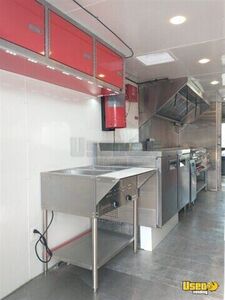 2007 Mt55 Step Van Kitchen Food Truck All-purpose Food Truck Refrigerator Indiana Diesel Engine for Sale