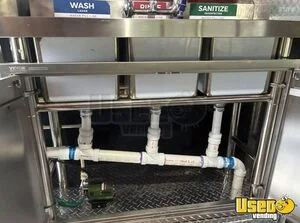2007 P42 Ice Cream Truck Stainless Steel Wall Covers Florida Gas Engine for Sale