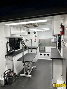 2007 Pet Grooming Trailer Pet Care / Veterinary Truck Concession Window Texas for Sale