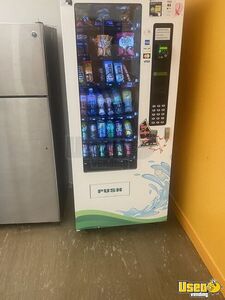 2007 Seaga 2500 Seaga Vending Combo 3 Ontario for Sale