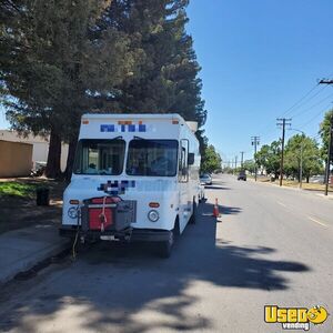 2007 25' Ford Taco Food Truck with Pro-Fire Suppression for Sale in California!