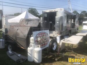 2007 Utilimaster Step Van Food Truck All-purpose Food Truck Concession Window Massachusetts Diesel Engine for Sale