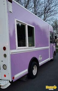 2007 Utilimaster Step Van Ice Cream Truck Ice Cream Truck Concession Window Missouri Gas Engine for Sale