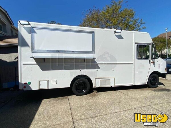 2007 Utilimaster W42 Step Van Kitchen Food Truck All-purpose Food Truck California for Sale