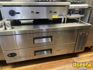 2007 Utility Kitchen Food Concession Trailer Kitchen Food Trailer Fryer Maryland for Sale