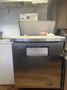2007 Utility Kitchen Food Concession Trailer Kitchen Food Trailer Grease Trap Maryland for Sale