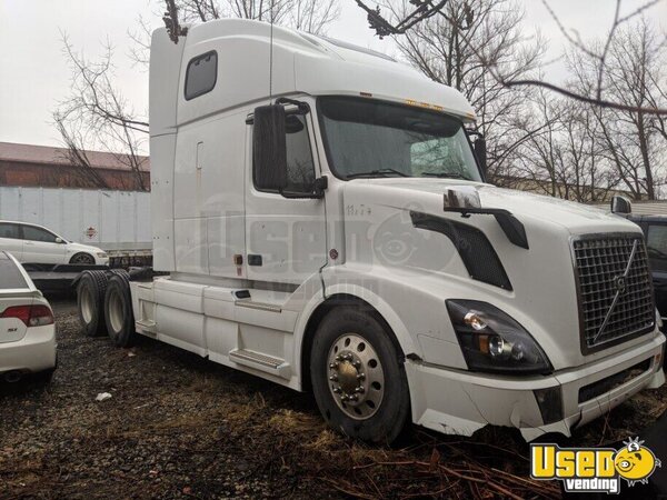 2007 Vnl Volvo Semi Truck New York for Sale