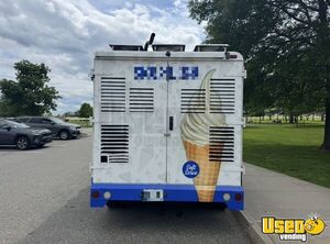 2007 W42 Ice Cream Truck Cabinets New York Gas Engine for Sale