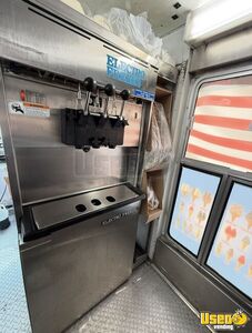 2007 W42 Ice Cream Truck Floor Drains New York Gas Engine for Sale
