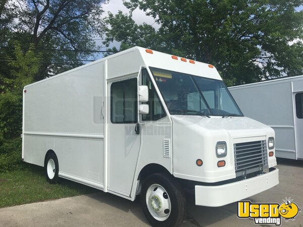 2007 W42 Utilimaster Step Van Stepvan Michigan Gas Engine for Sale