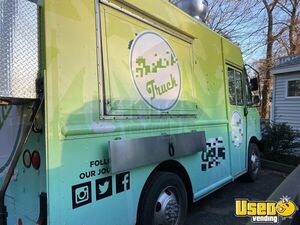 2007 Work Horse All-purpose Food Truck Air Conditioning Massachusetts Gas Engine for Sale