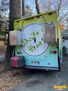 2007 Work Horse All-purpose Food Truck Backup Camera Massachusetts Gas Engine for Sale