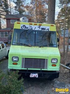 2007 Work Horse All-purpose Food Truck Exterior Customer Counter Massachusetts Gas Engine for Sale