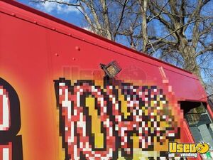 2007 Workhorse Kitchen Food Truck All-purpose Food Truck 38 New Jersey Gas Engine for Sale