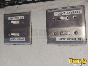 2007 Workhorse Kitchen Food Truck All-purpose Food Truck Anti-lock Brakes New Jersey Gas Engine for Sale