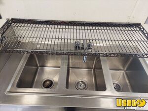 2007 Workhorse Kitchen Food Truck All-purpose Food Truck Deep Freezer New Jersey Gas Engine for Sale