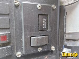 2007 Workhorse Kitchen Food Truck All-purpose Food Truck Electrical Outlets New Jersey Gas Engine for Sale