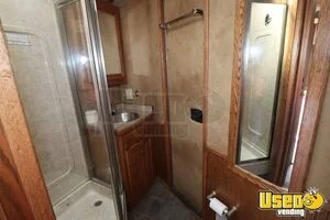 2008 3-horse Lq Trailer 18 Minnesota for Sale
