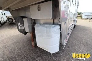 2008 3-horse Lq Trailer 7 Minnesota for Sale