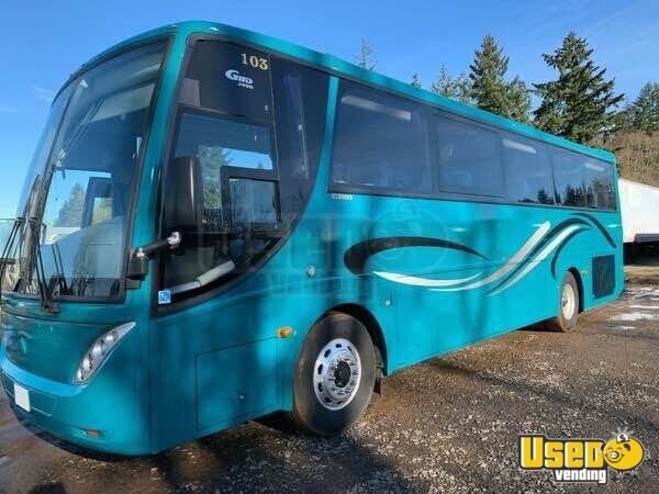 2008 3400 Coach Bus Coach Bus Delaware Diesel Engine for Sale